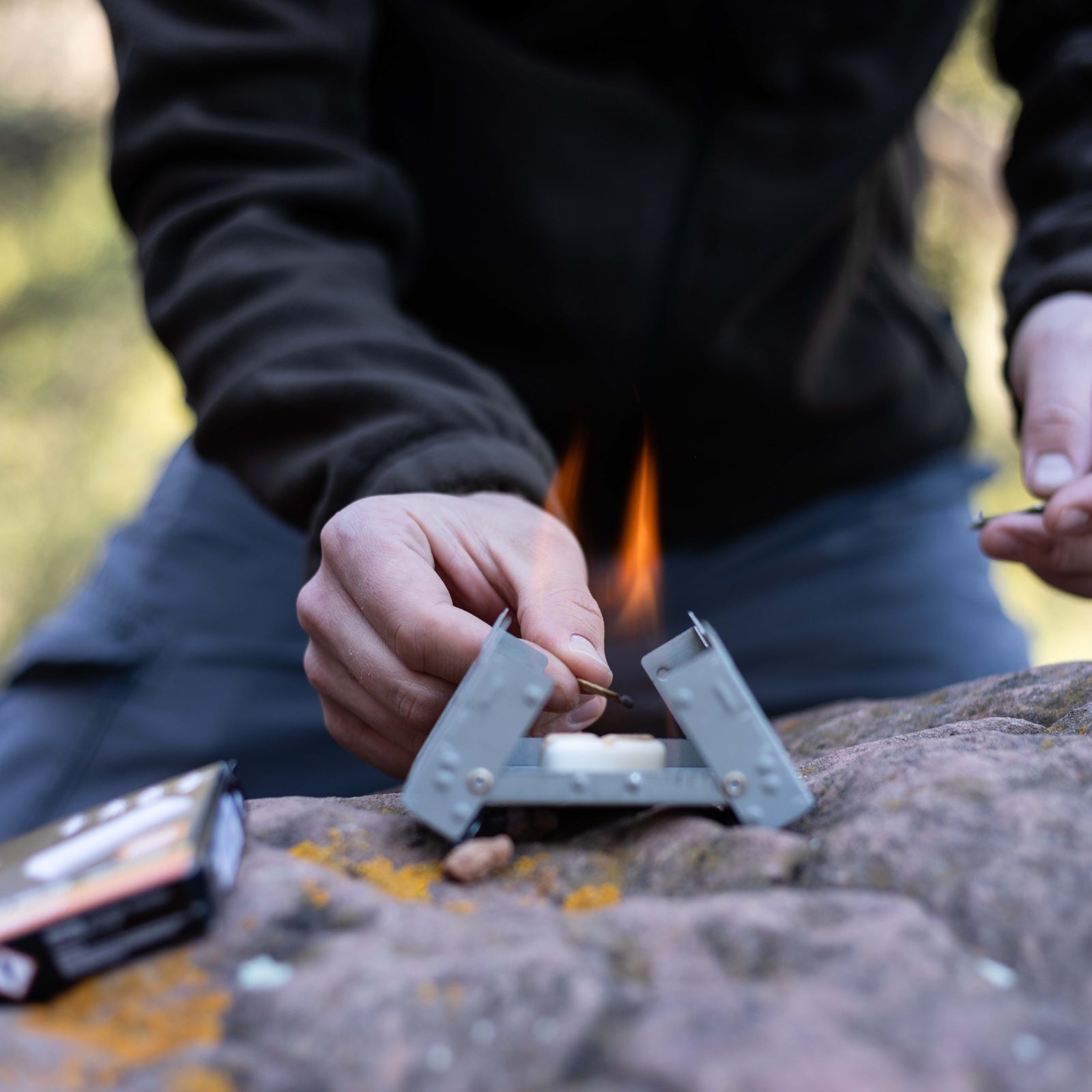 ESBIT Solid Fuel Pocket Stove Outdoor Camping Stove Small Light 6x14g