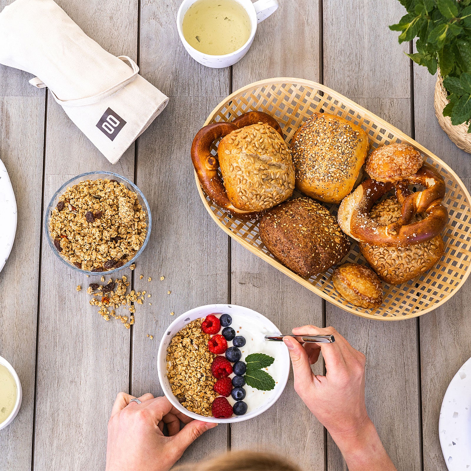 TRAVELLIFE Reise Besteckset Altea Camping Besteck Essbesteck Edelstahl 16 teilig