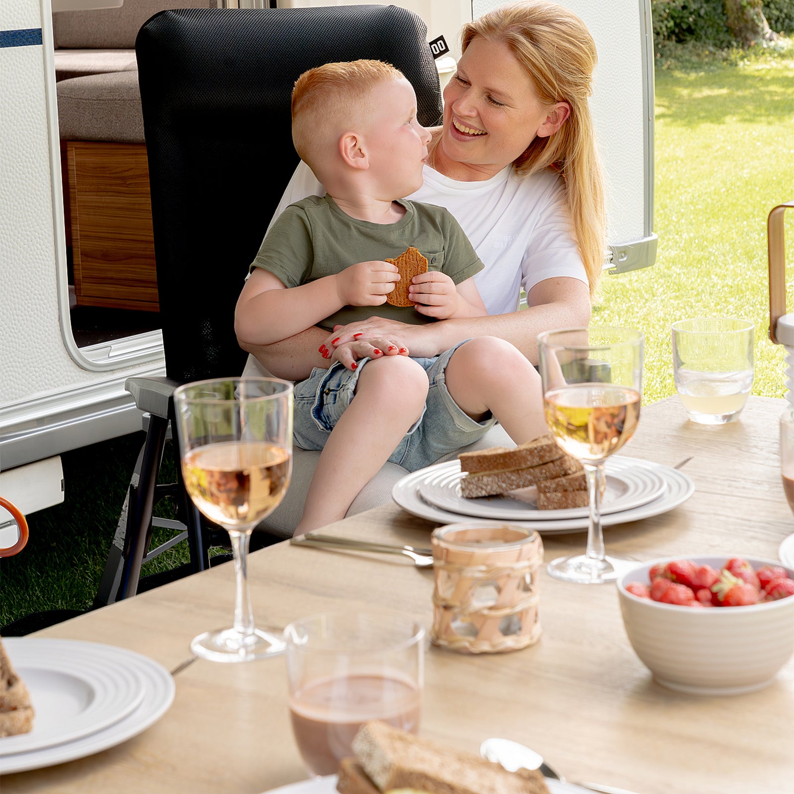 TRAVELLIFE Melamin Geschirr Set Palma Camping Glasierte Keramik Optik 16 teilig