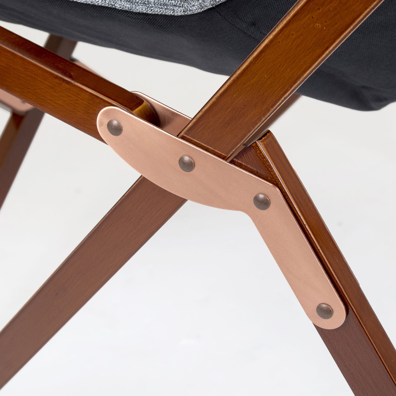 Chaise de camping pliante BO-CAMP Bloomsbury, fauteuil de jardin en bois pliable, 120 kg