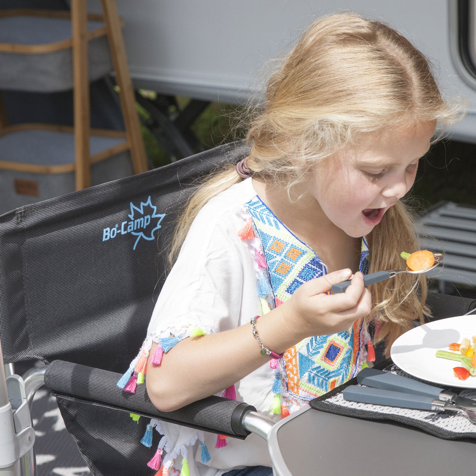 BO-CAMP Kinder Hoch Stuhl - Camping Klappstuhl Strand Faltstuhl Gurt Faltbar Alu