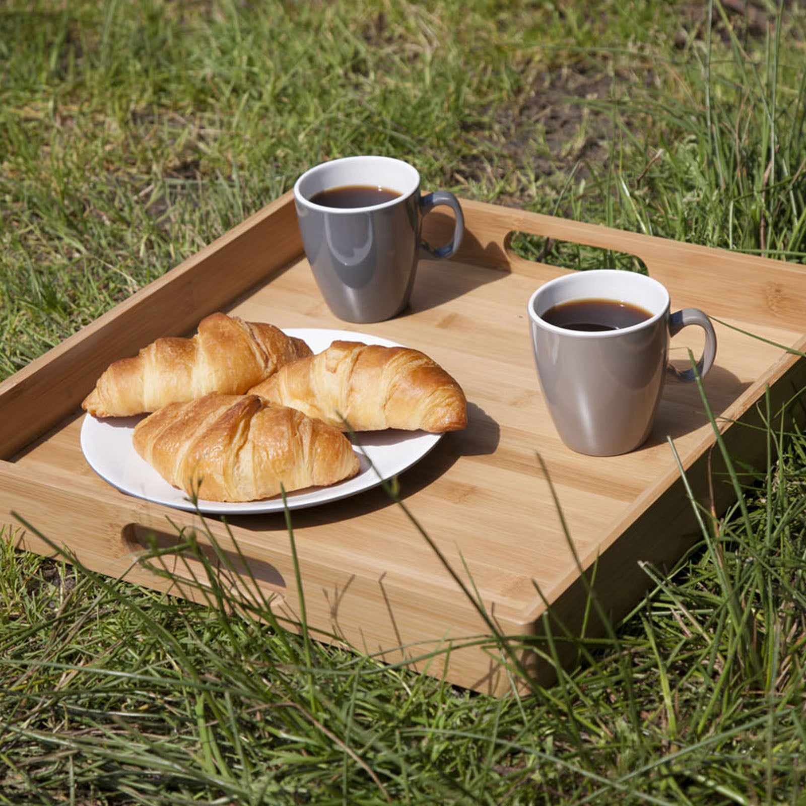 BO-CAMP Plateau en bois 2 en 1 Plateau de service et plateau de table Petit-déjeuner Poignée en bambou