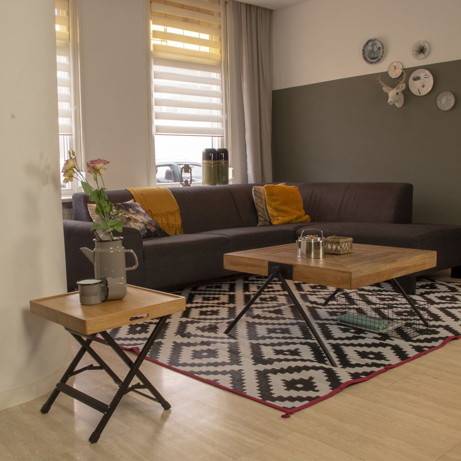 BO-CAMP Plateau en bois 2 en 1 Plateau de service et plateau de table Petit-déjeuner Poignée en bambou