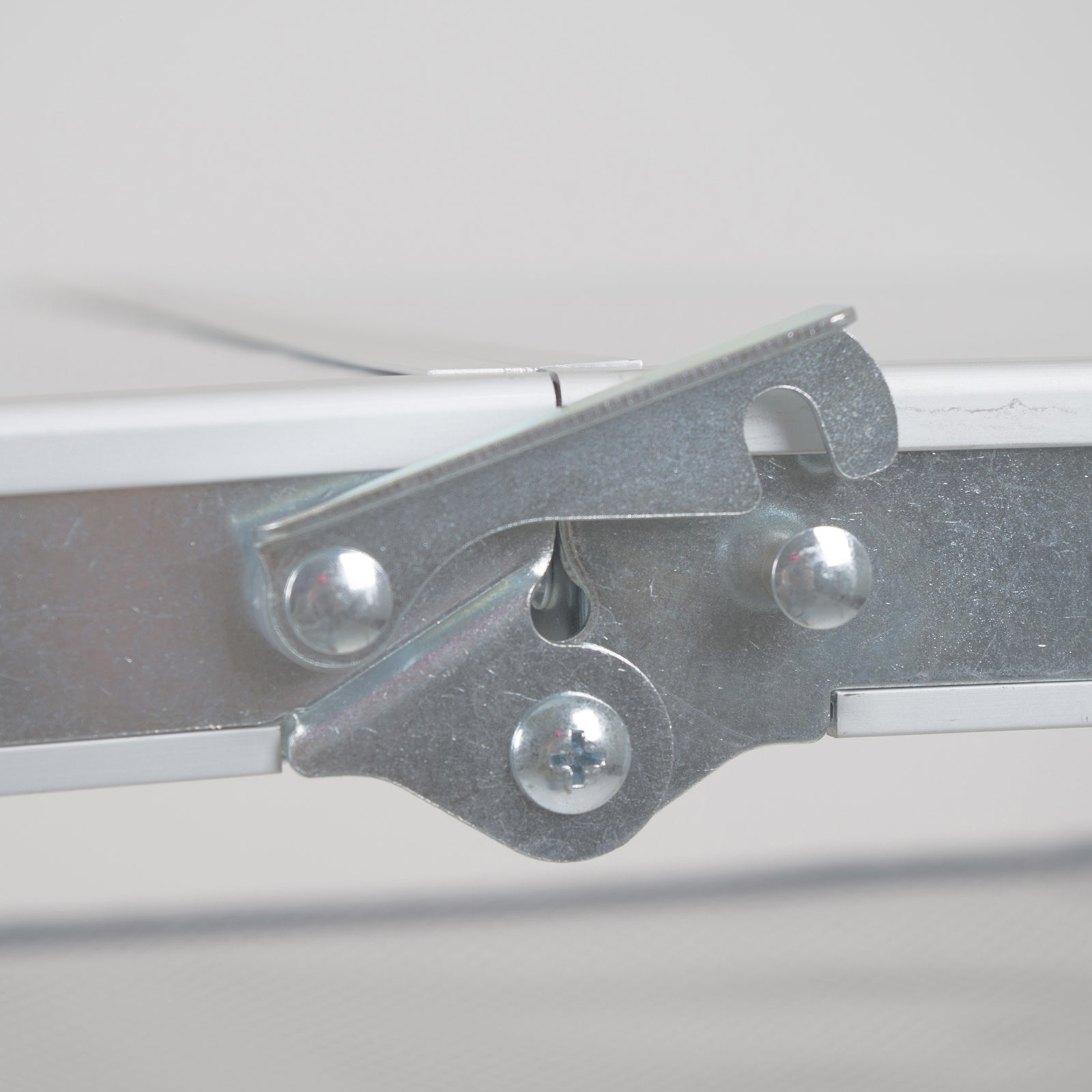 BO-CAMP Alu Campingtisch Premium Klapptisch Koffertisch Falttisch Garten 4 Höhen