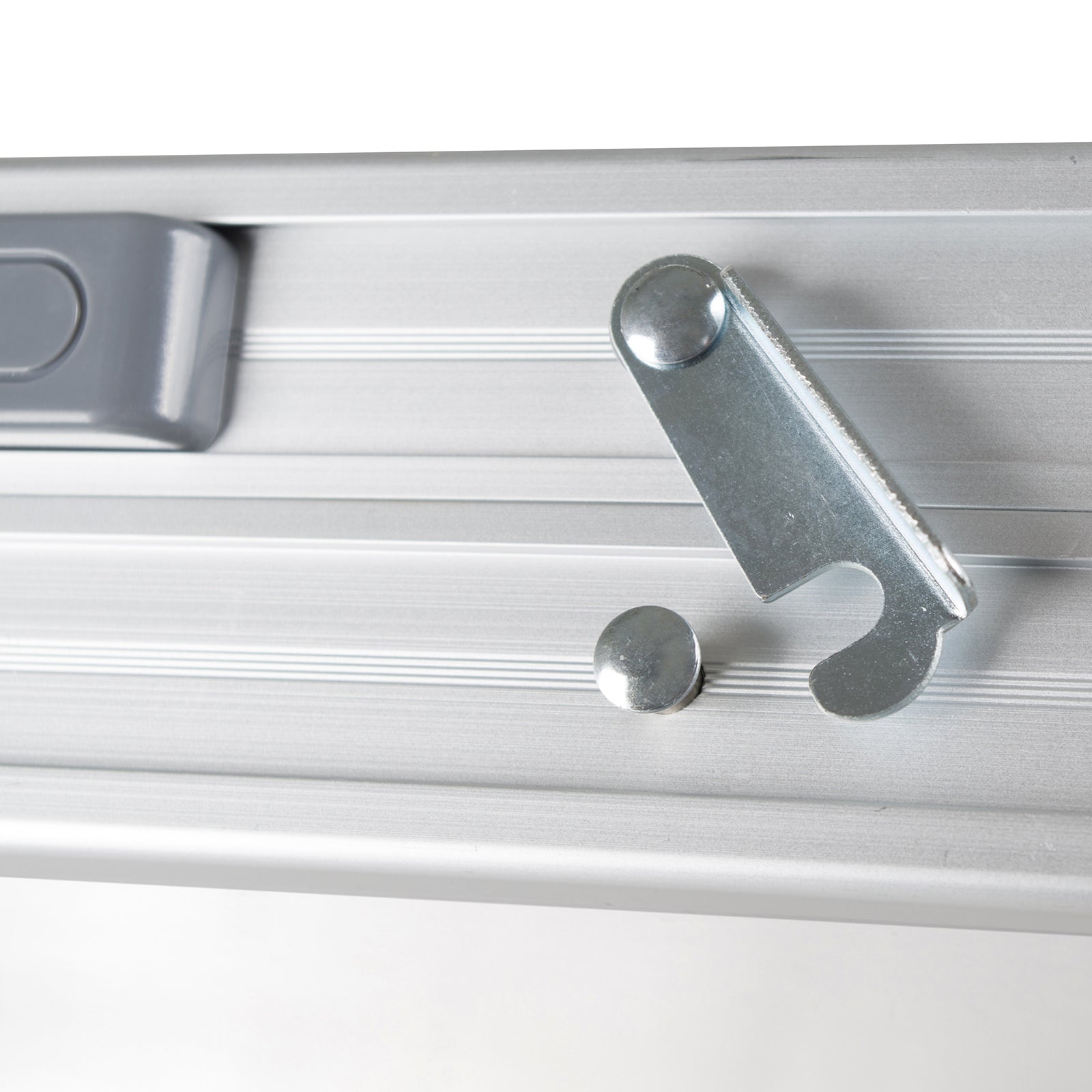 BO-CAMP Alu Campingtisch Premium Klapptisch Koffertisch Falttisch Garten 4 Höhen