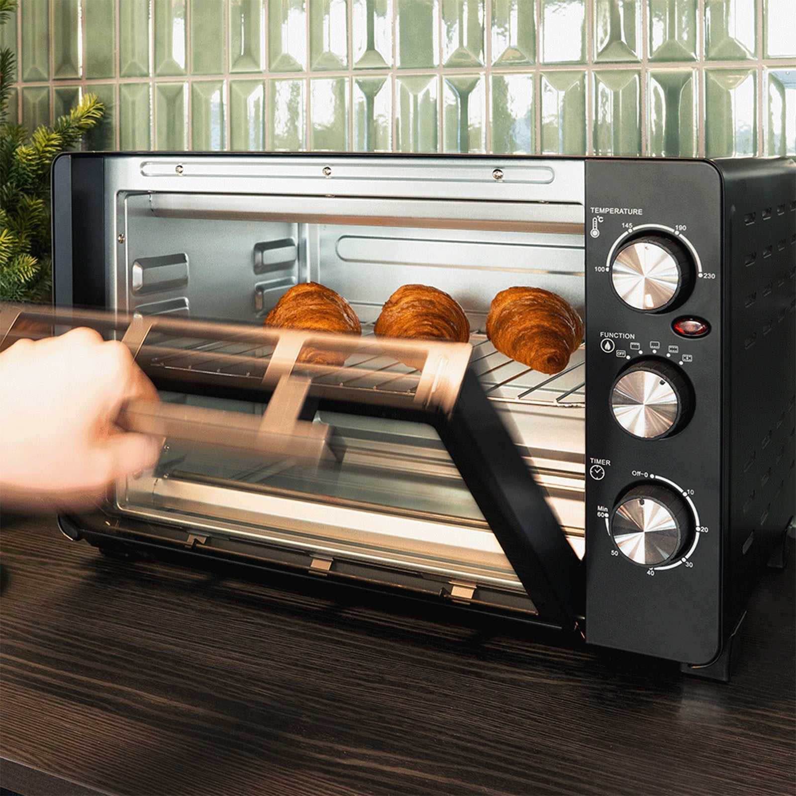 MESTIC Camping Backofen Umluft MHO-130 Mini Tisch Pizza Ofen Timer Klein 1200 W