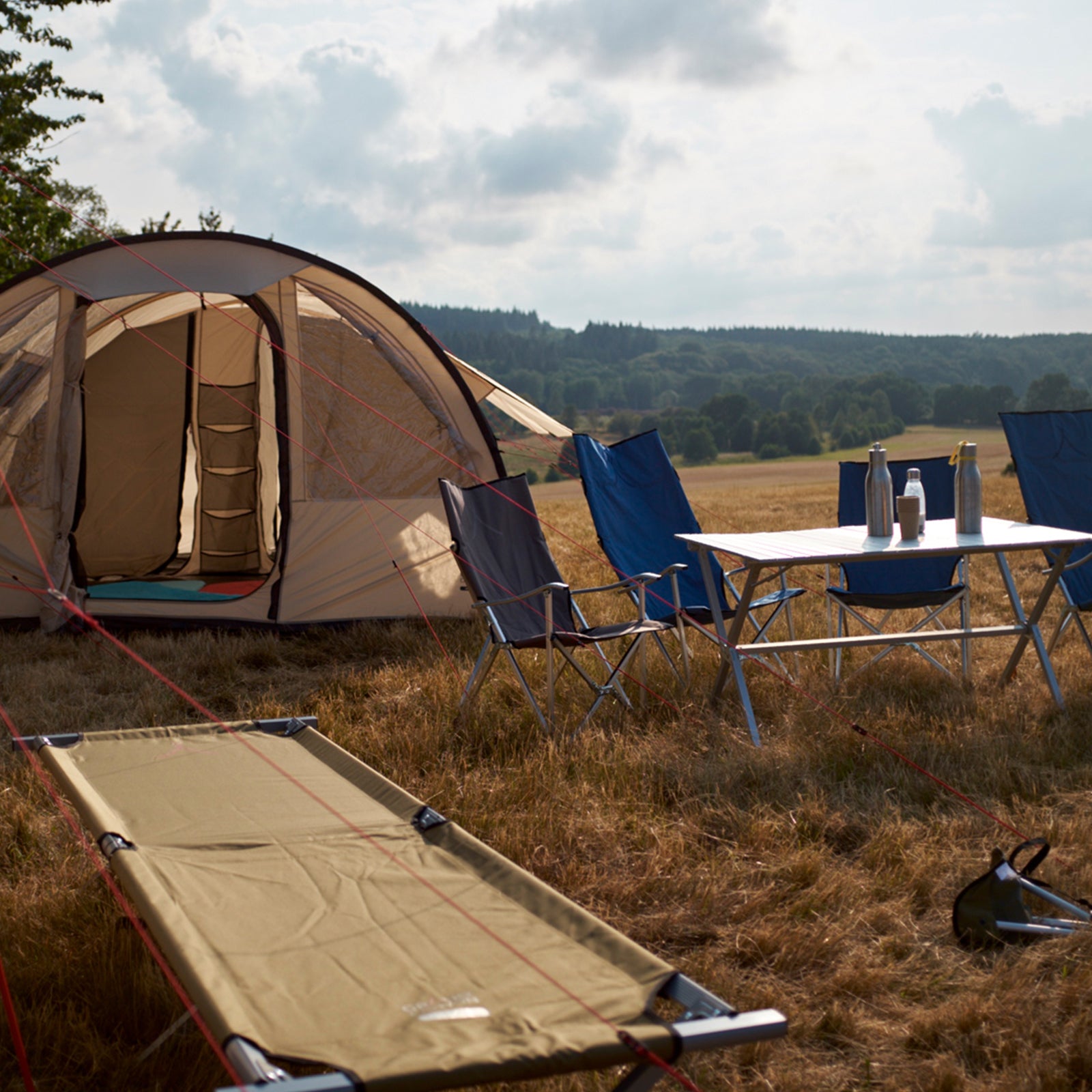 GRAND CANYON Lit de camp en aluminium Topaz M/L, chaise longue de camping pliante pour invités, grand format, 150 kg