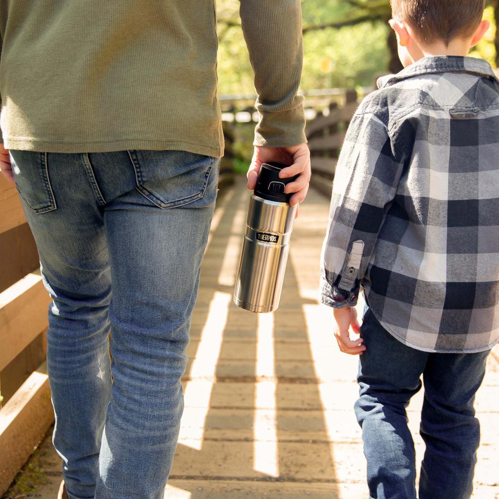 THERMOS Flasche Isolierflasche King 0,7 L Isolierte Trinkflasche Trinkverschluss