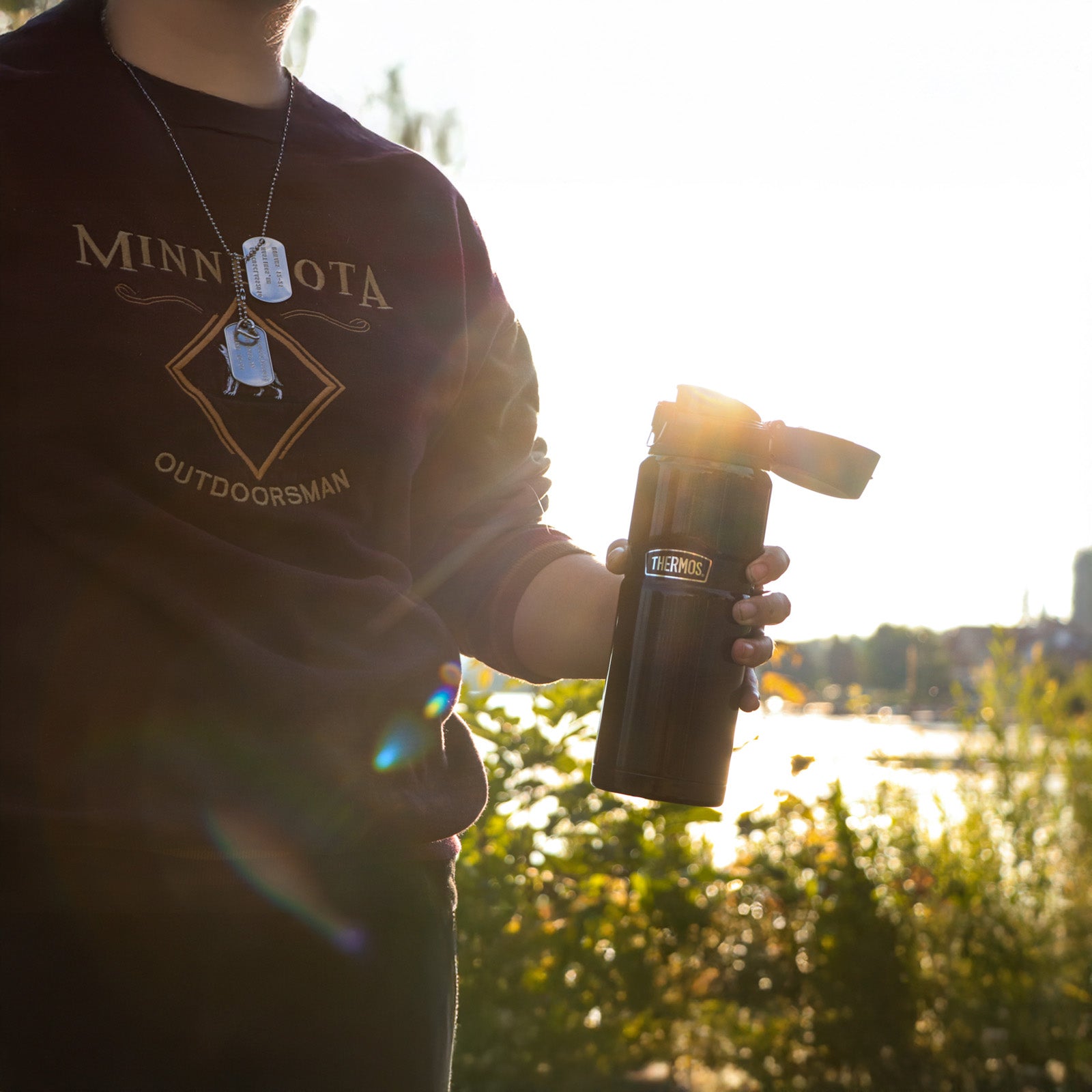 THERMOS Flasche Isolierflasche King 0,7 L Isolierte Trinkflasche Trinkverschluss