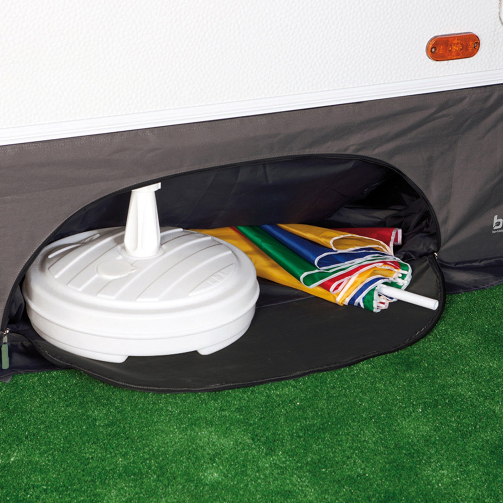 BO-CAMP Bodemschort Caravanschort Hangende kast Wiel Zonwering Kamperen