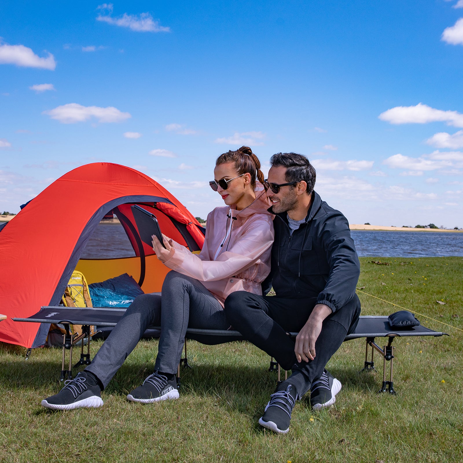 KINGCAMP Aluminium veldbed XL Outdoor klik-klapbed Campingbed 30 cm hoog 250 kg