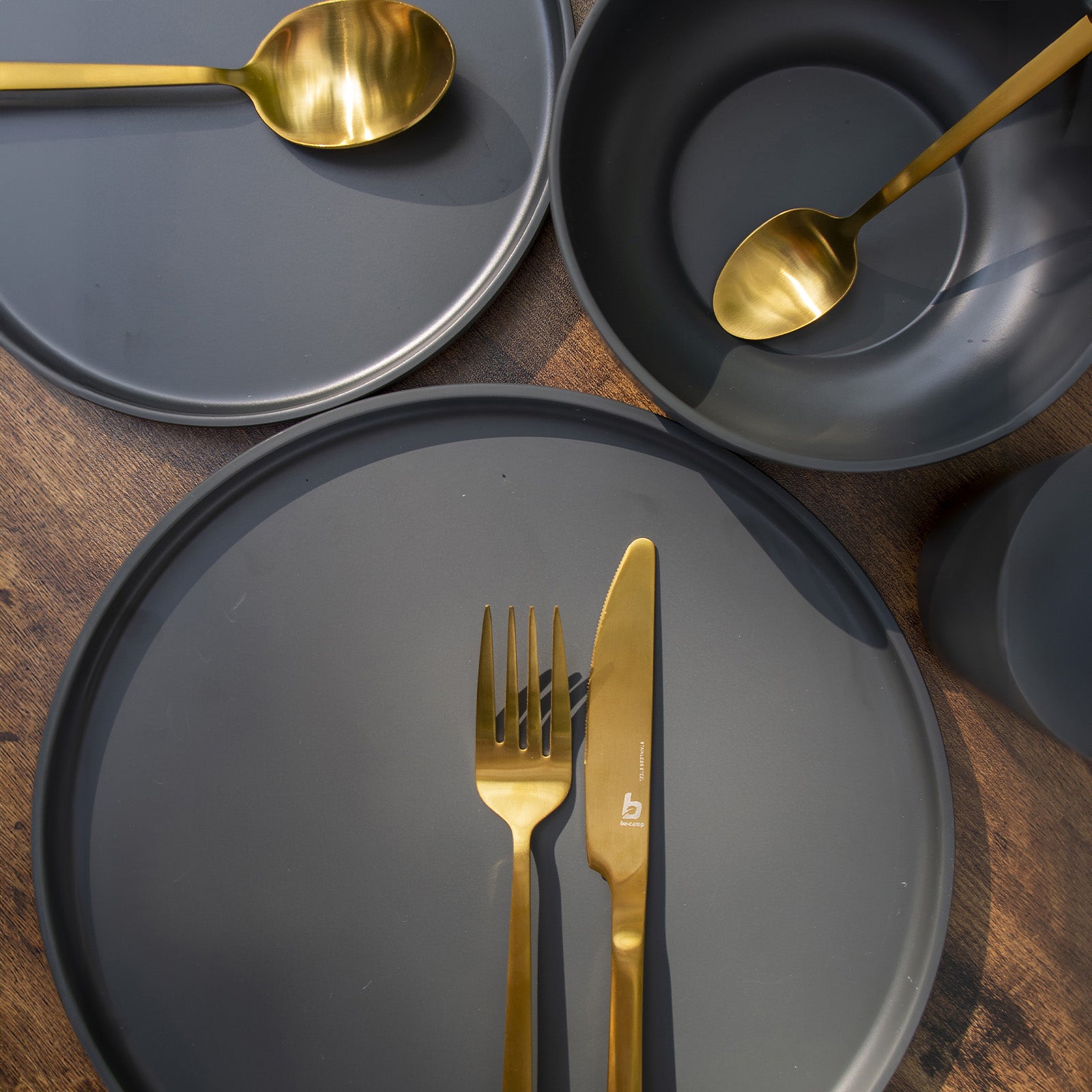 Ensemble de couverts de camping BO-CAMP, ensemble de couverts de voyage Corson, couverts de salle à manger en acier inoxydable 16 pièces