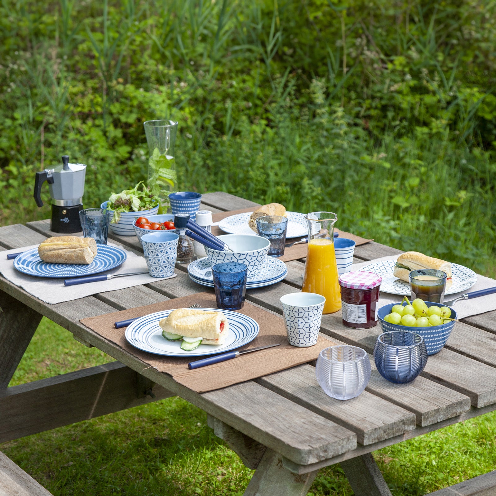 Service de table de camping en mélamine BO-CAMP, 16 pièces, vaisselle, assiettes, tasses