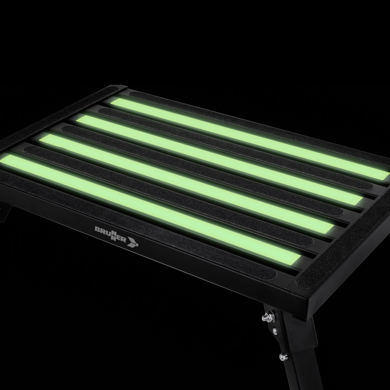 Marchepied pliant BRUNNER Go Step Black Fluo pour caravane, camping, échelle, marchepied en aluminium