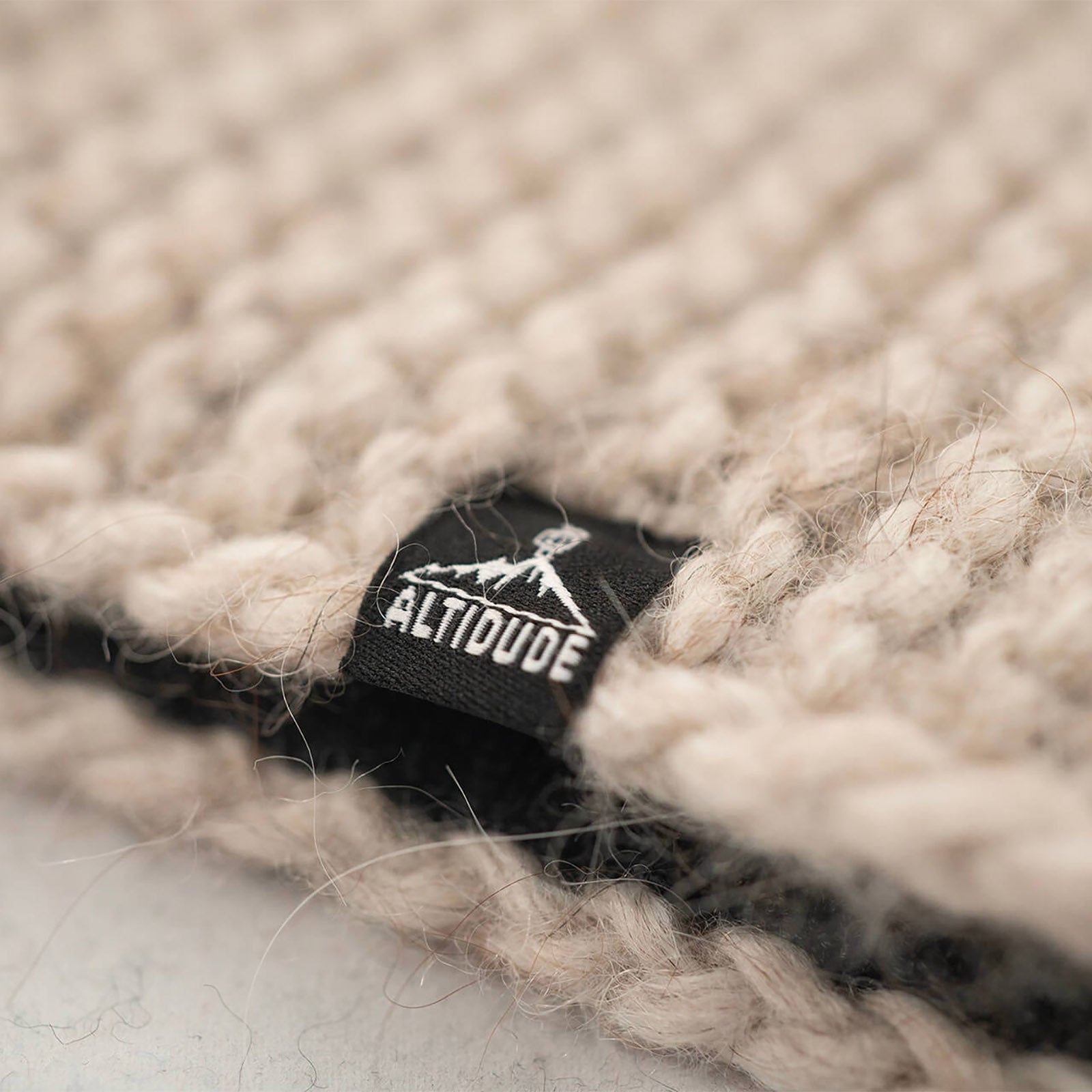 ALTIDUDE Merino Headband Cloud Chunky Knit Headband Ear Protectors Alpaca Wool