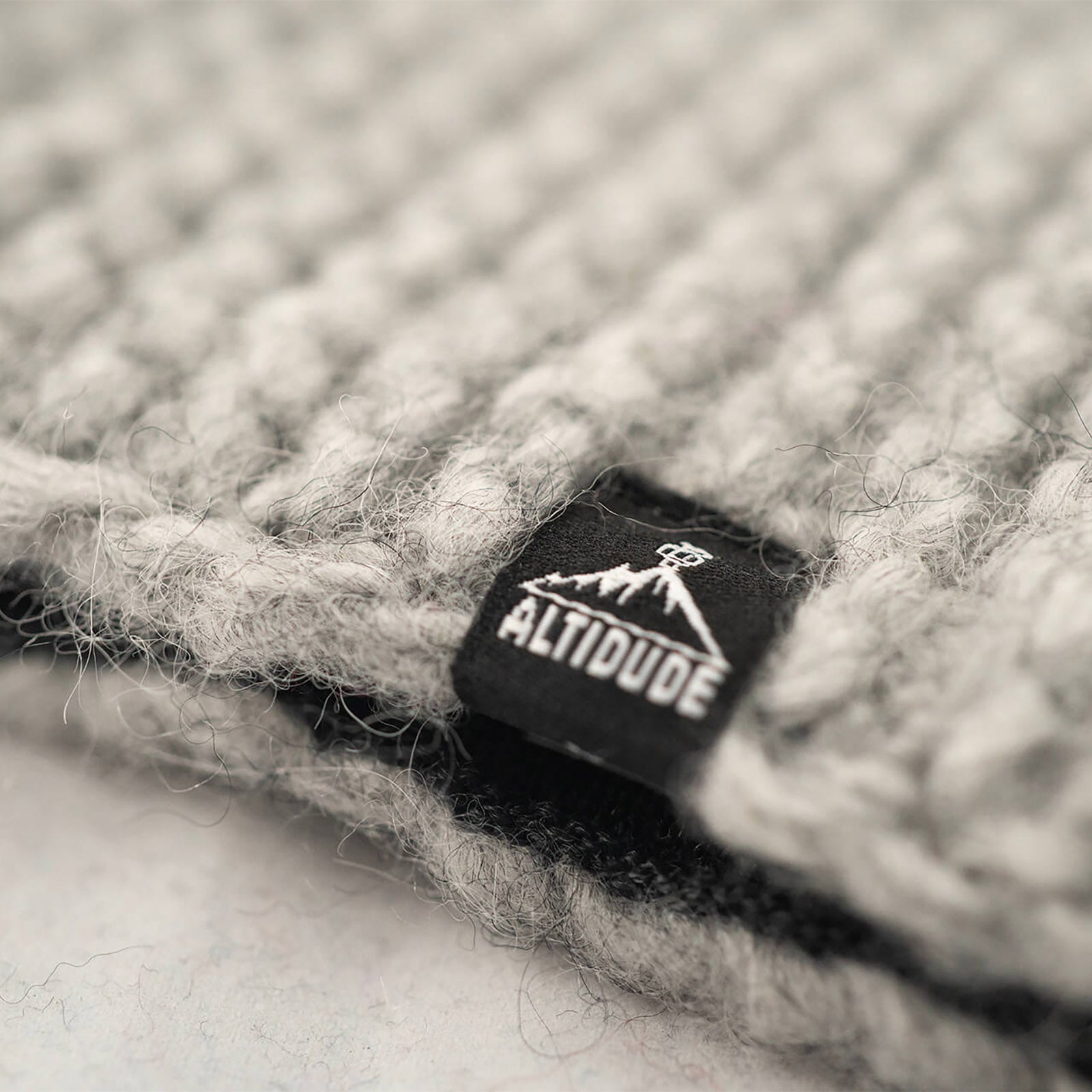ALTIDUDE Merino Headband Cloud Chunky Knit Headband Ear Protectors Alpaca Wool