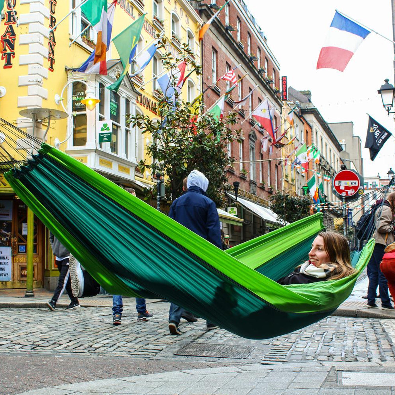 AMAZONAS Silk Traveller Mini Travel Hammock Camping Weatherproof 350 g Lightweight