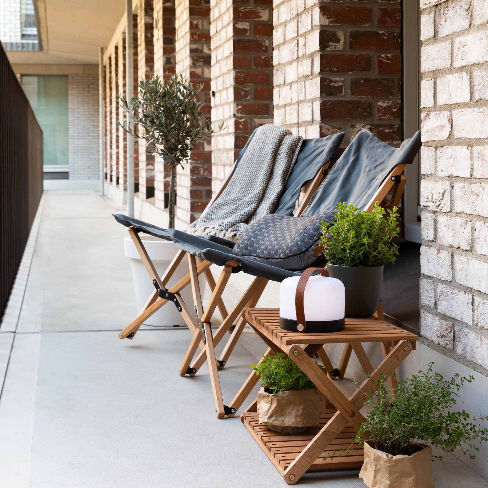 HUMAN COMFORT Lounge Camping Chair Avon L Garden Folding Armchair Wood 115 kg