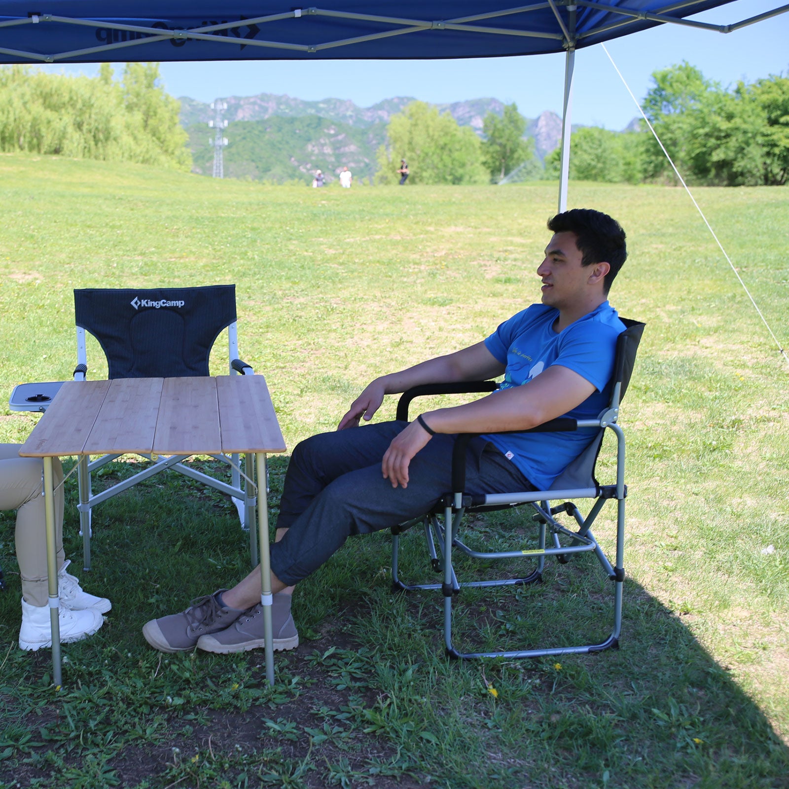 KINGCAMP Camping Folding Chair Director Folding Armchair Garden Outdoor Armrest 136 kg