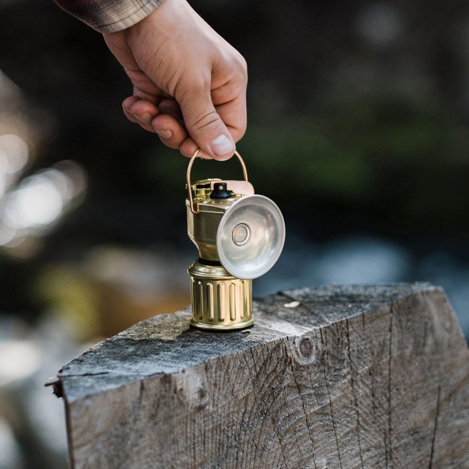 Lanterne de camping BAREBONES « Miners Lantern » Mini lampe rétro à intensité réglable, batterie USB, LED