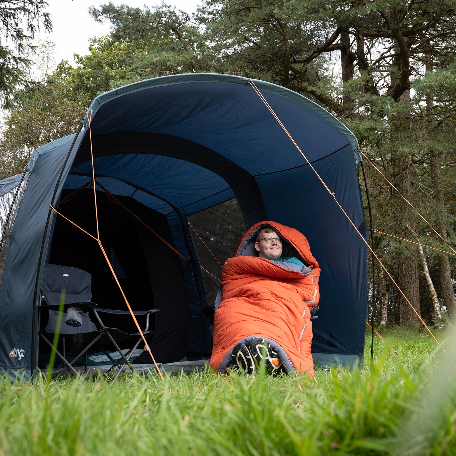VANGO Familienzelt Sierra 300 Camping Gruppen Zelt 3 Personen Tunnelzelt Vorraum