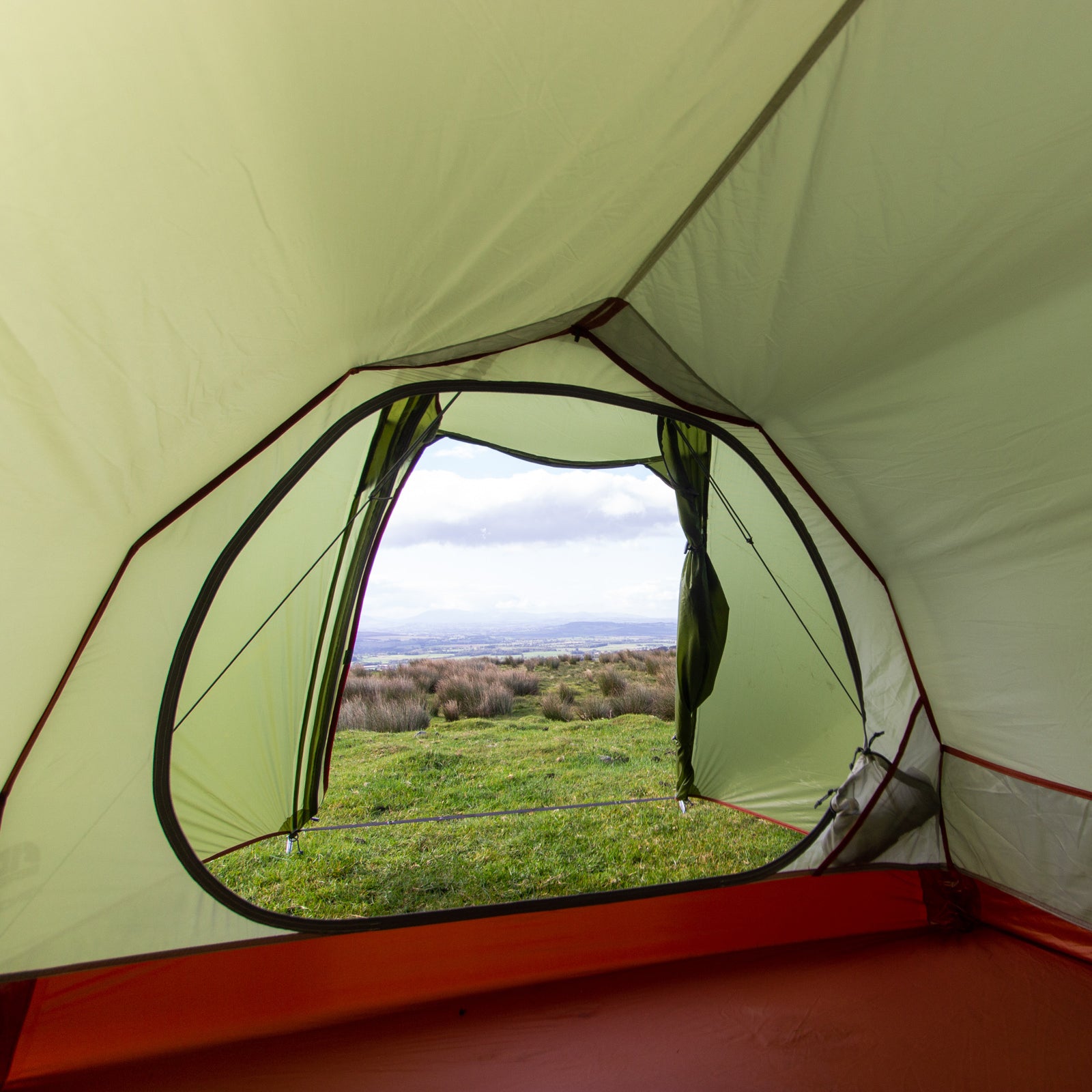 F10 Trekkingzelt Xenon UL 2 Personen Camping Fahrrad Tunnel Zelt Biwak 1,6 kg