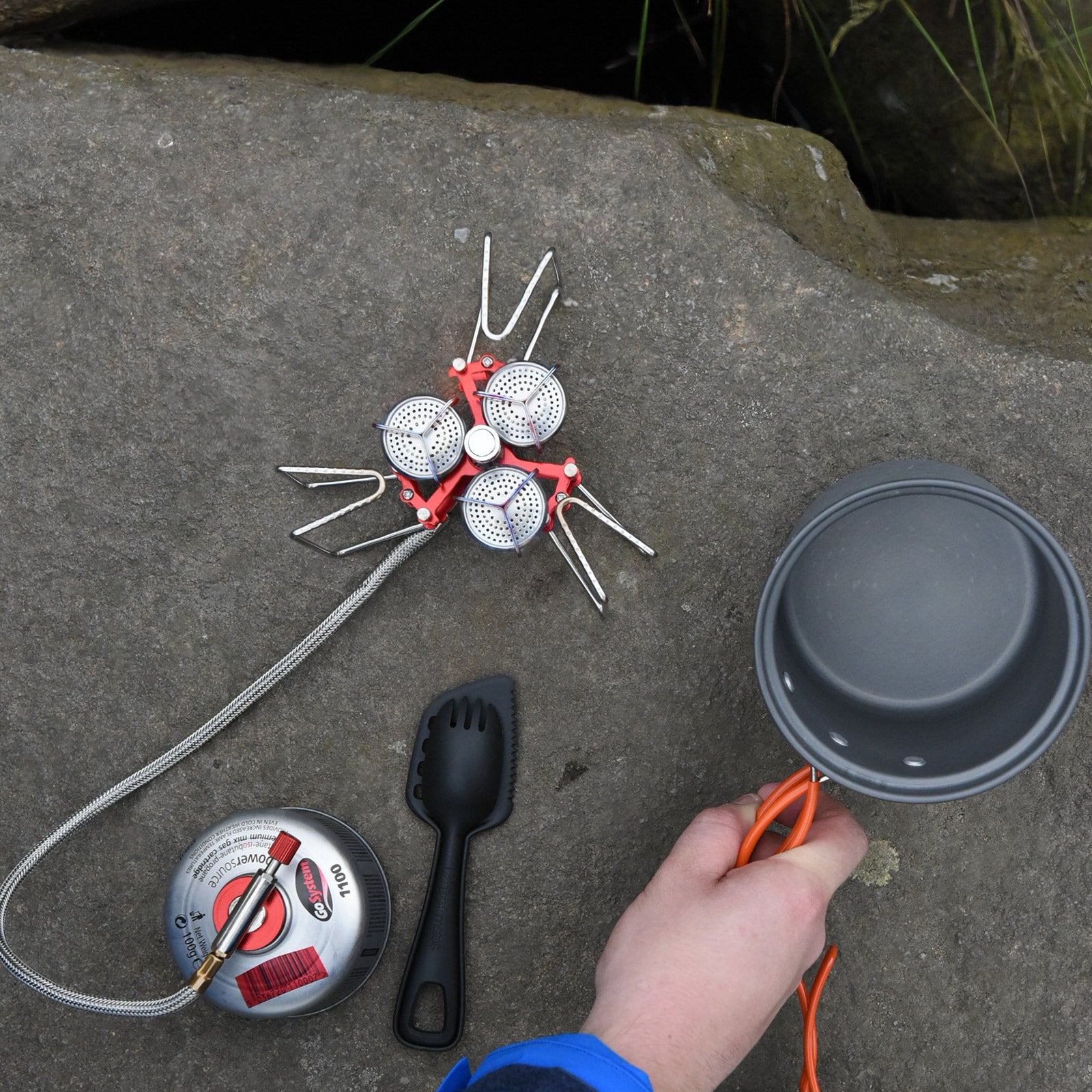 GO SYSTEM Réchaud de camping d'expédition pour le plein air et le trekking, pliable, 5800 W