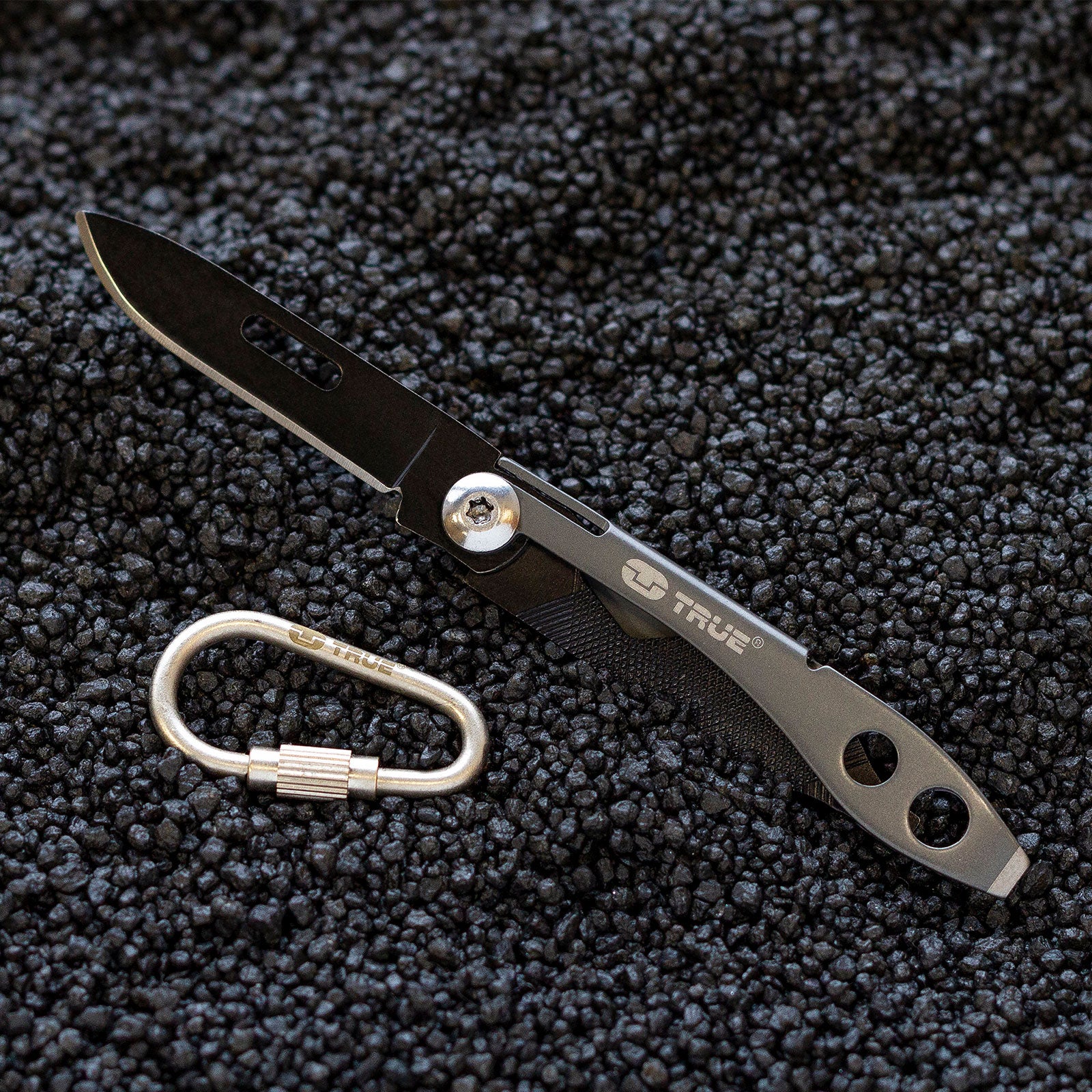 TRUE UTILITY Couteau de poche Pince à épiler Mini outil multifonction Couteau pliant Porte-clés