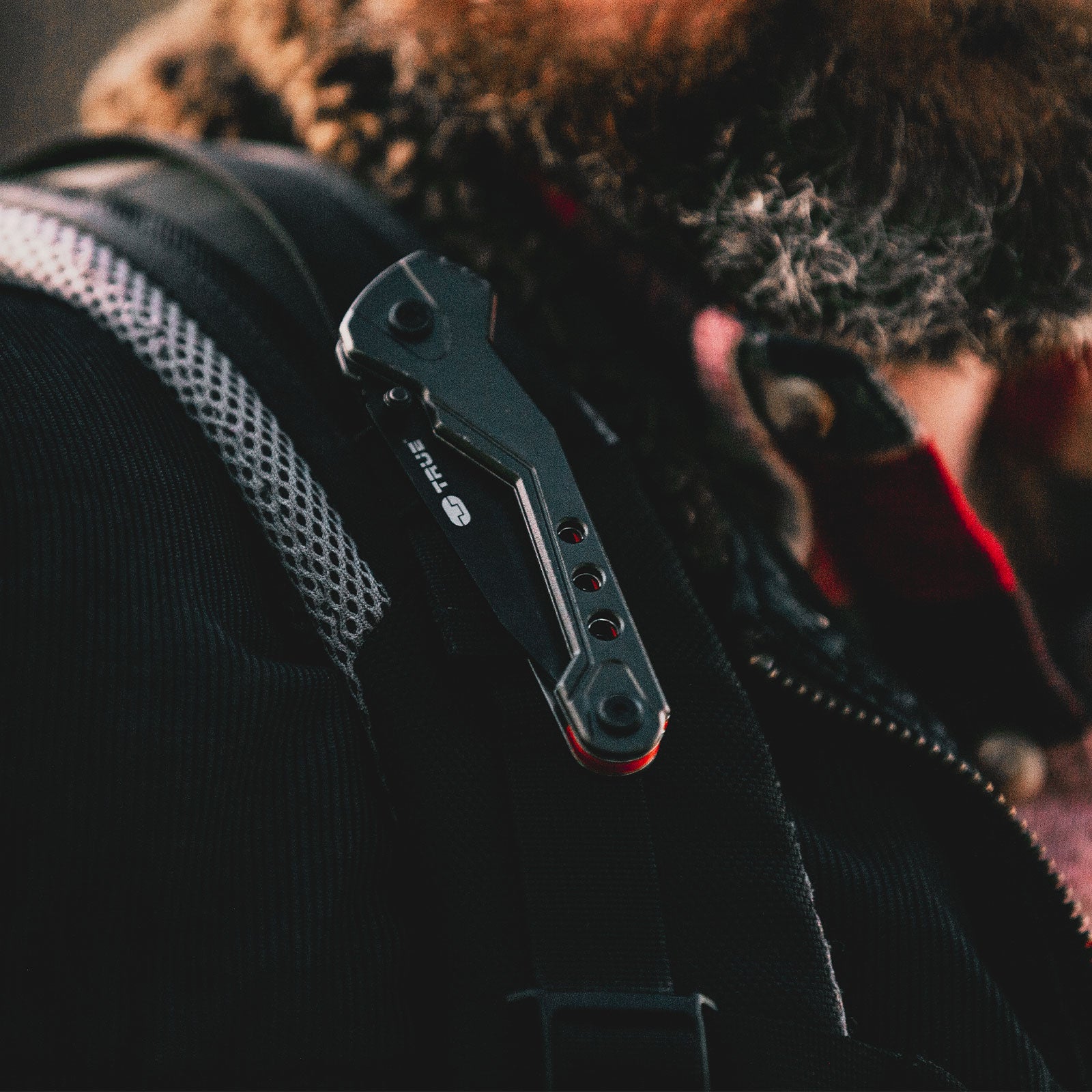 TRUE UTILITY Mini couteau de poche Trueblade Couteau de ceinture à une main Couteau pliant 89 g