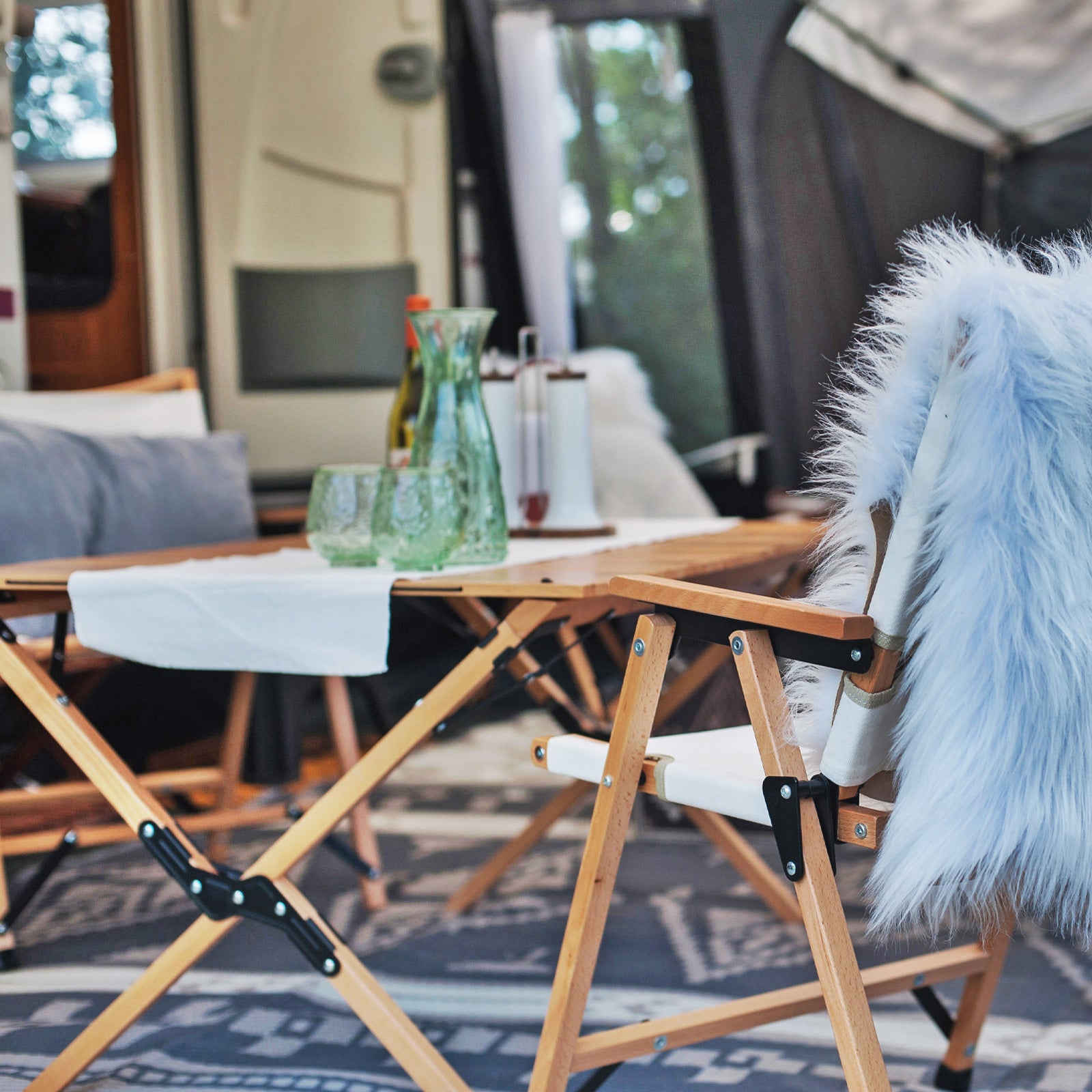 HUMAN COMFORT Camping Table Fixin M Rolling Table Slatted Folding Table Wood 105 x 70 cm