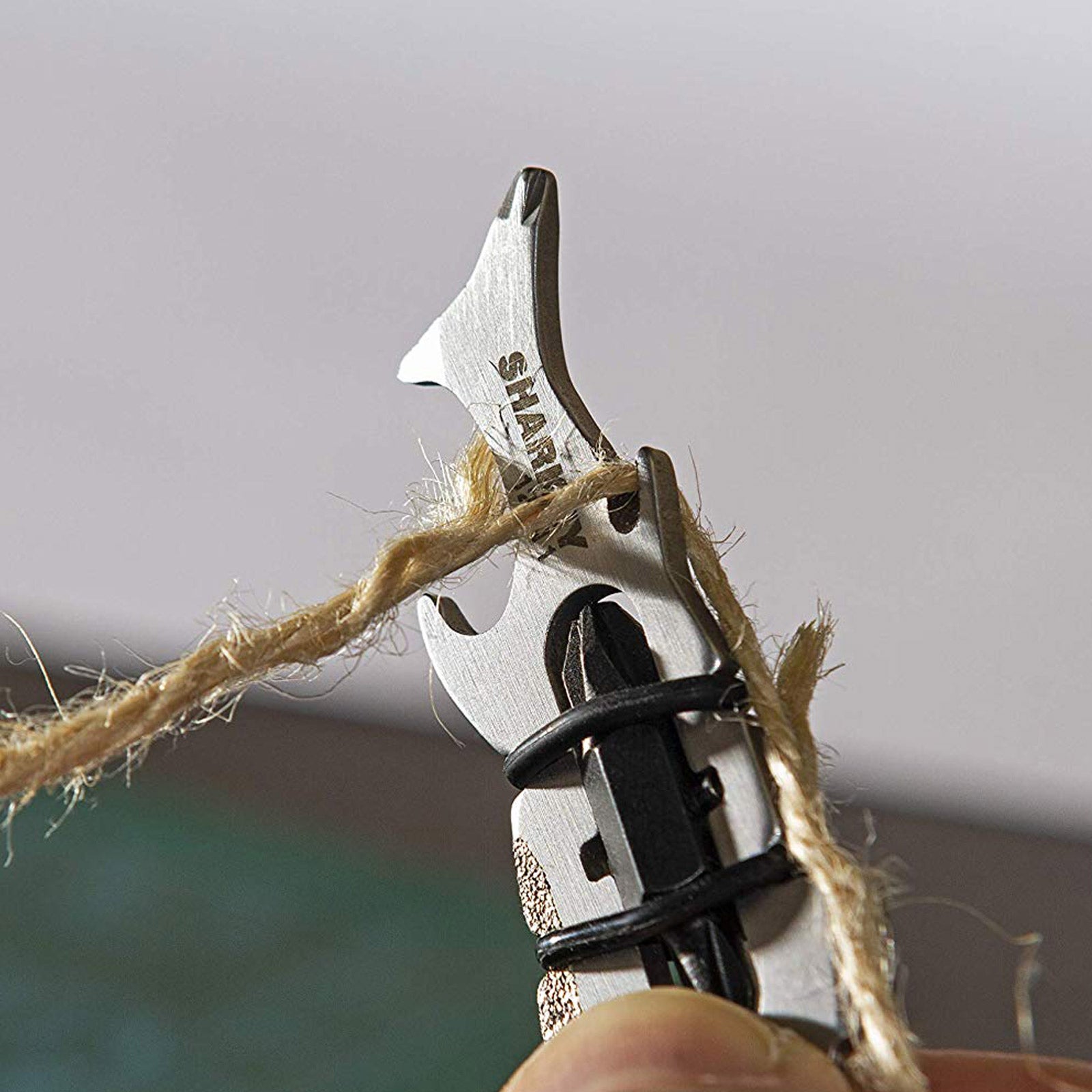 TRUE UTILITY Sharkey 12-in-1 Mini Multi Tool Taschen Messer Schlüsselanhänger