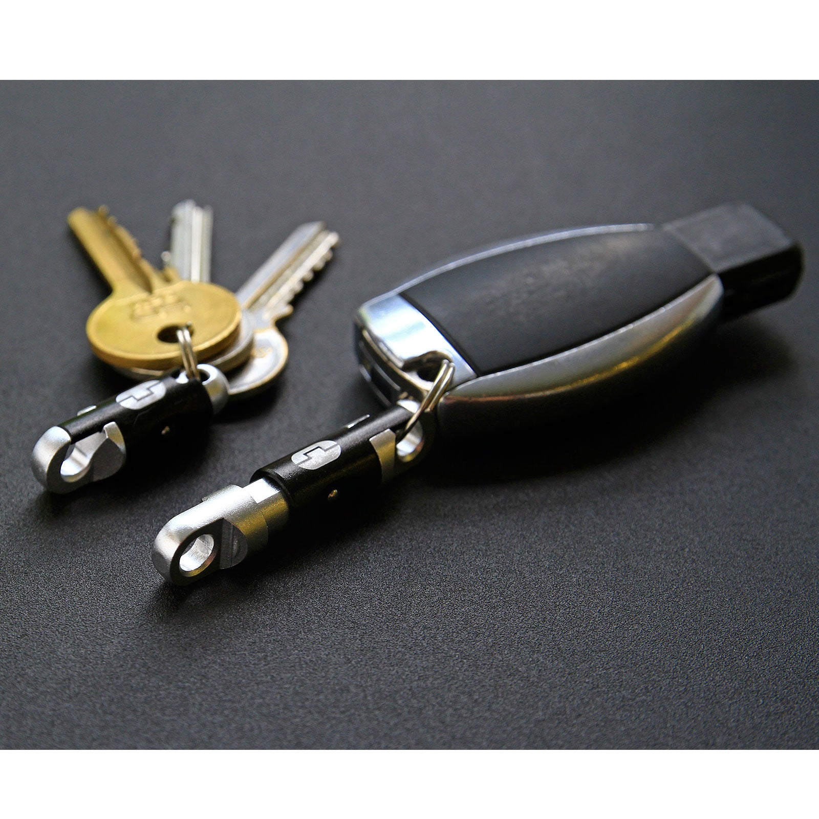TRUE UTILITY Connect Locklip Porte-clés pivotant Mini mousqueton Organisateur d'outils