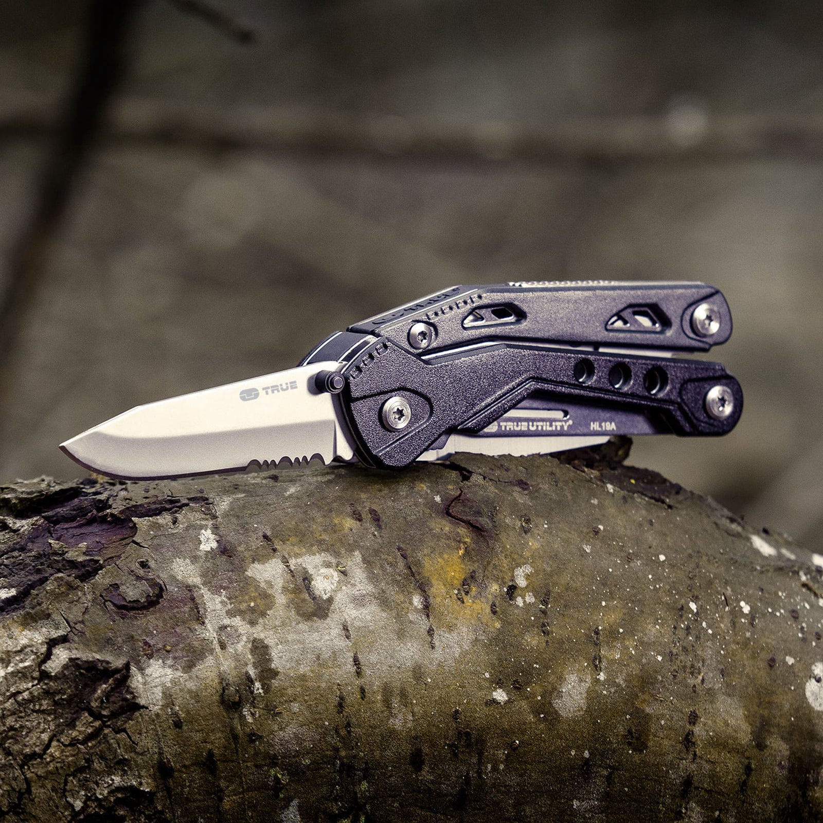 TRUE UTILITY Multitool 18-in-1 Handyman Screwdriver Tool Case 9x Interchangeable Bits