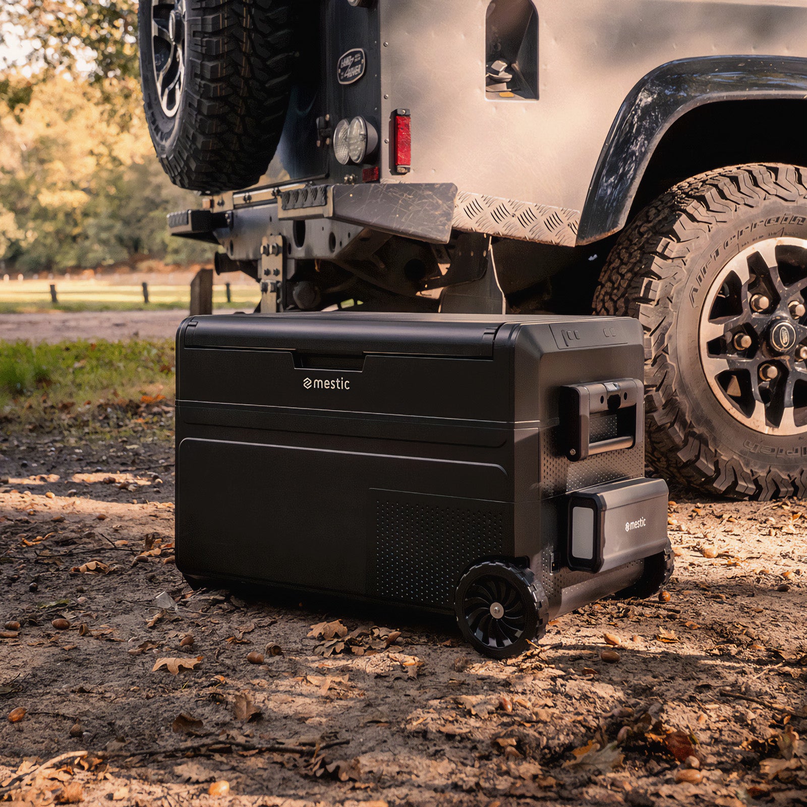 MESTIC Kompressor Kühlbox MCCM-35 L Auto Tiefkühl Box Camping AC/DC 12/24V 230V