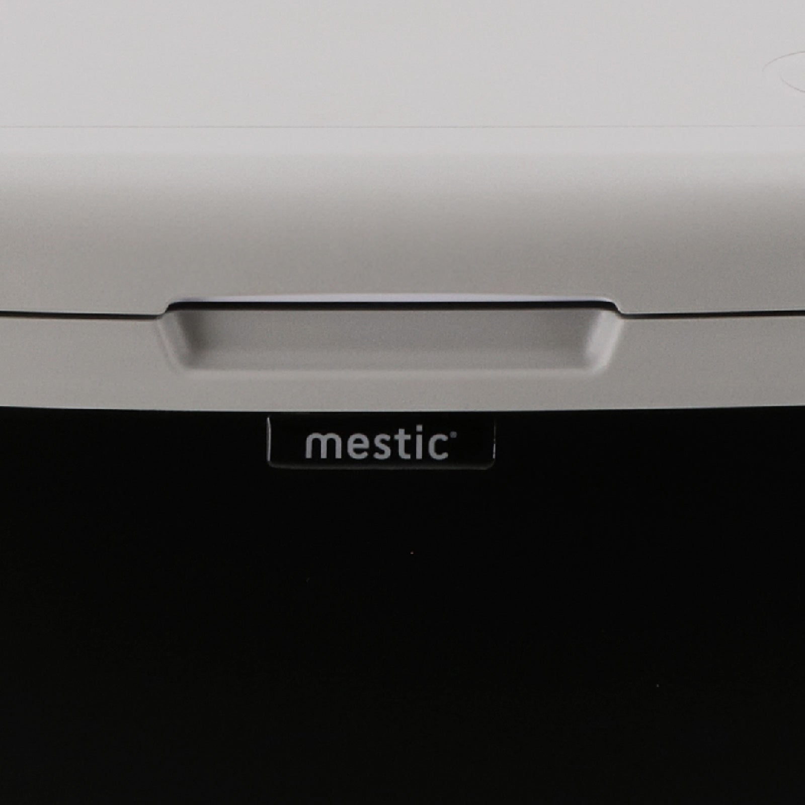 MESTIC Compressor Cooler MCC-40 L Car Freezer Box Camping AC/DC 12/24V 230V