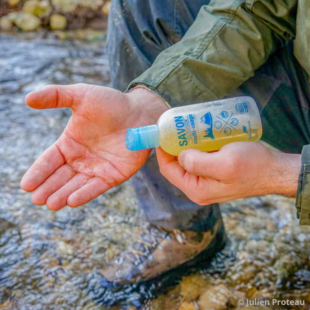 PHARMAVOYAGE Savon d'extérieur Mini Voyage Camping Liquide Bio Biodégradable