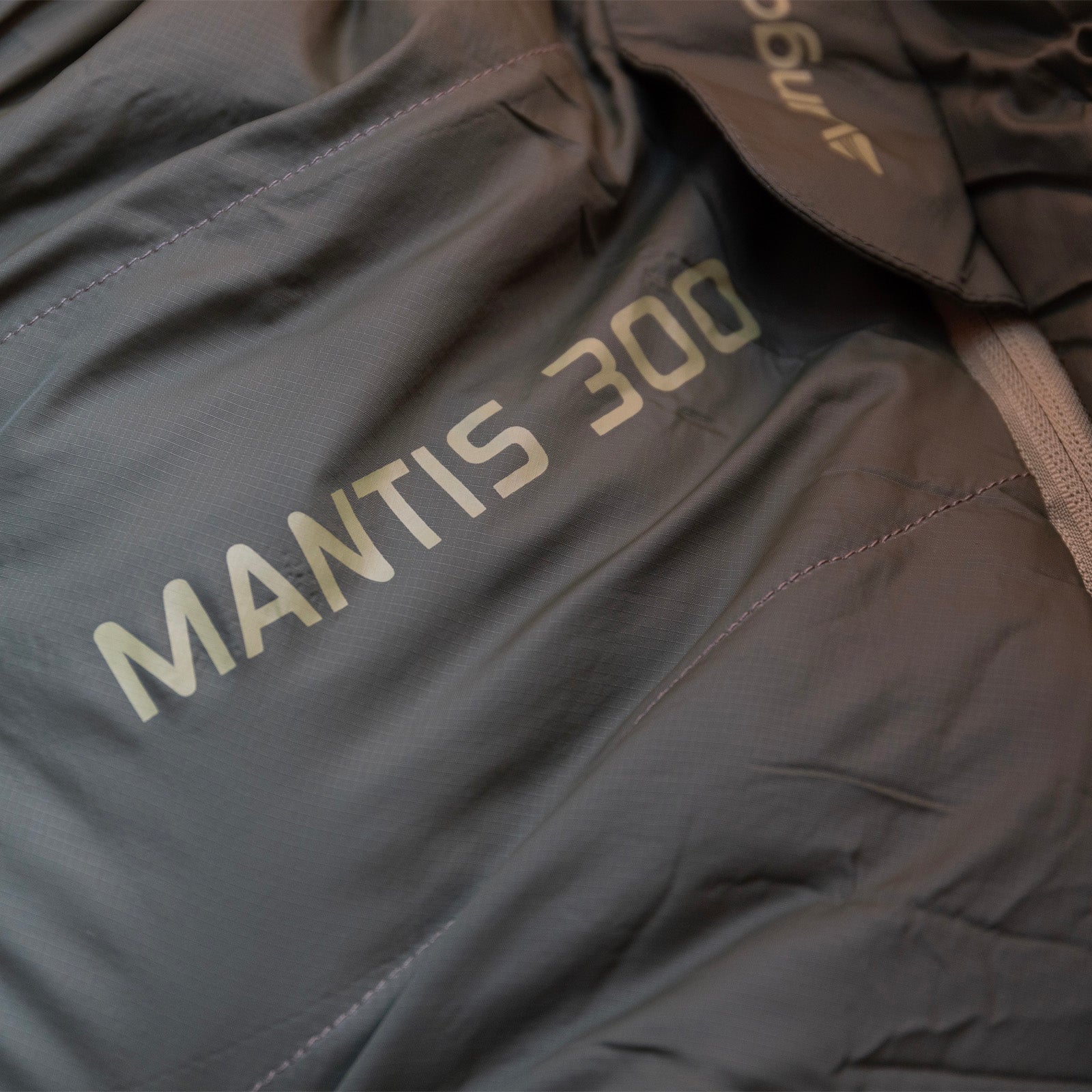 VANGO Mumienschlafsack Mantis 300 Sommer Herbst Trekking Schlafsack Leicht 1,3kg