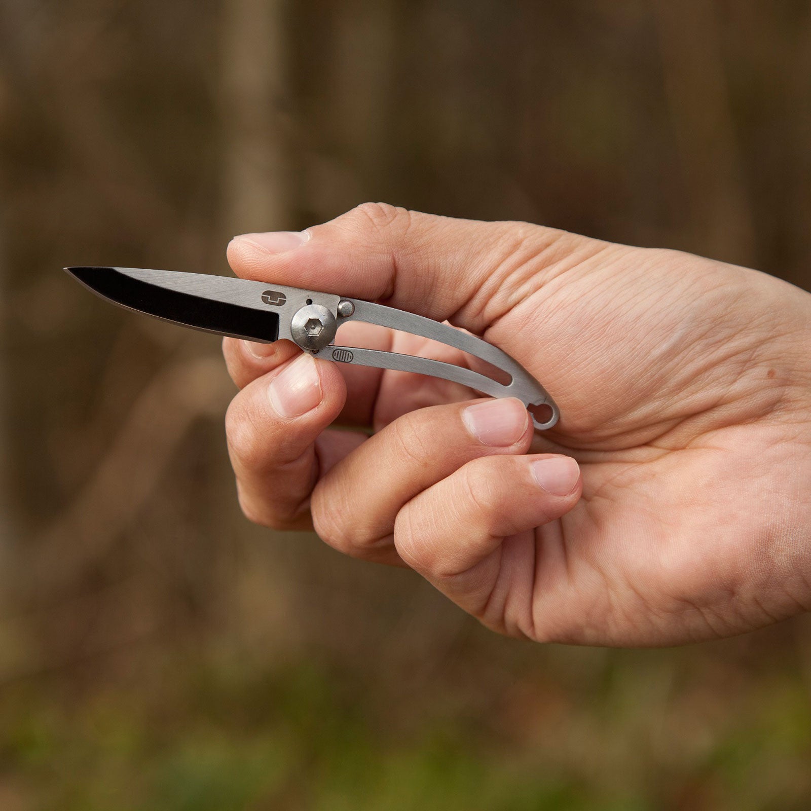 TRUE UTILITY Folding Knife BARE - Pocket Knife Keychain Mini Knife 16 g