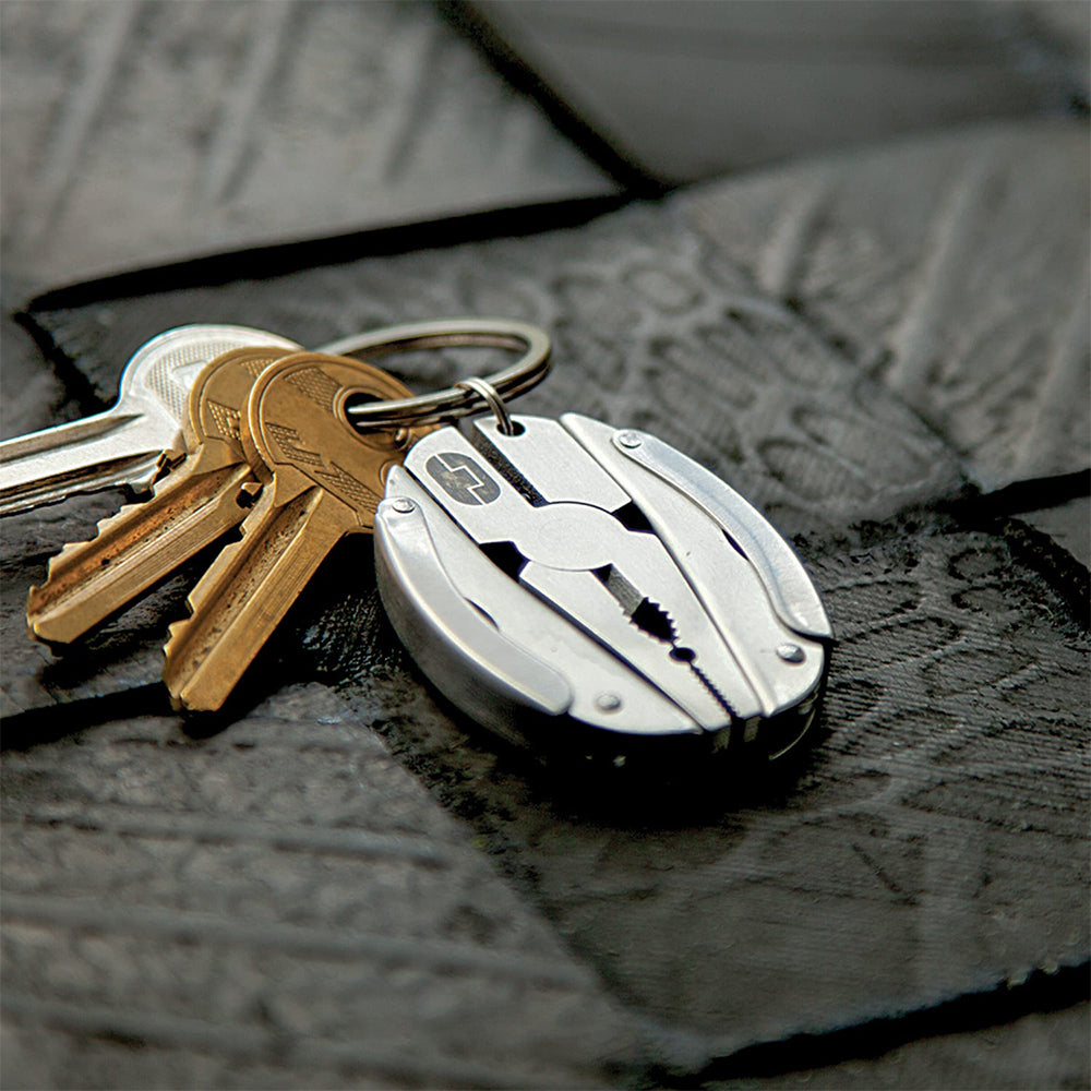 TRUE UTILITY Mini Multitool Scarab - Pocket Knife Fishing Hunting Keychain